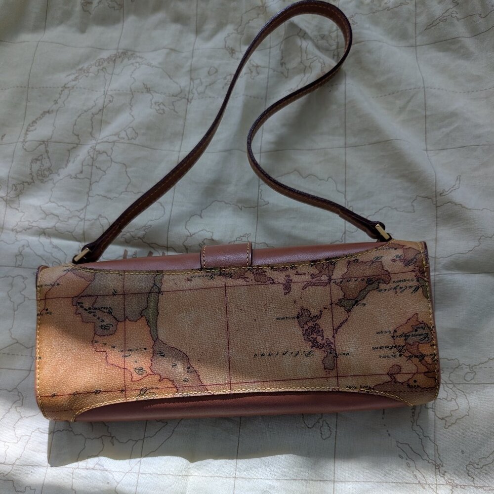 Alviero Martini Signature Map baguette bag - Picture 9 of 11